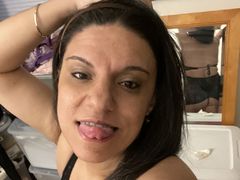 RebeccaRavish - female with black hair and  big tits webcam at LiveJasmin