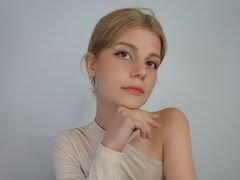 RegenaLuecking from LiveJasmin