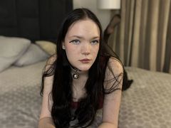 ReiToki - female with black hair and  small tits webcam at LiveJasmin