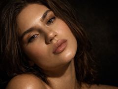MollyNJ - female with brown hair webcam at LiveJasmin