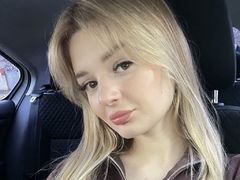 ReneTunes from LiveJasmin