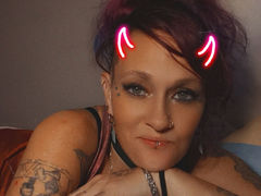 RenegadeVyx from xLoveCam