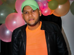 RoccoBrave - male webcam at LiveJasmin