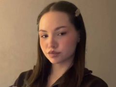 RolandeViscarra from LiveJasmin