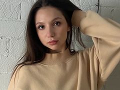 RomanaFlens - female with brown hair and  big tits webcam at LiveJasmin