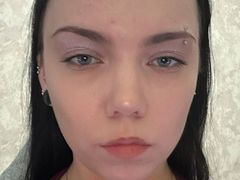 RoniRopes from LiveJasmin