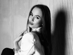 RosaDias - female with black hair webcam at LiveJasmin