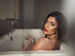 DevorahQuinn - female with black hair and  big tits webcam at LiveJasmin