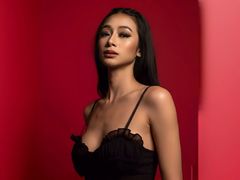 RoselleFauri - shemale with black hair webcam at LiveJasmin