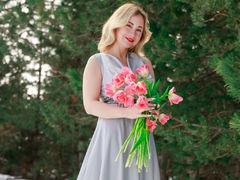 RosieWilliamss - blond female with  big tits webcam at LiveJasmin