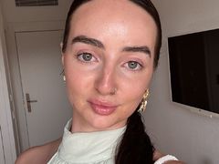 Rosierouge from LiveJasmin