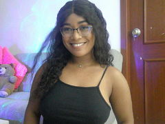 RossyBlue - female with black hair and  big tits webcam at LiveJasmin