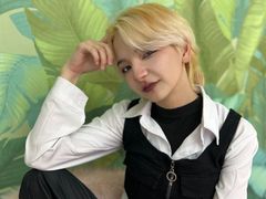 RoxyBiss - female with red hair webcam at LiveJasmin