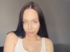 RoxyVibe from LiveJasmin