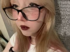 RubieBennett - blond female webcam at LiveJasmin