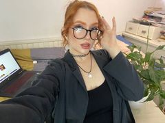 RubyNewton - blond female with  big tits webcam at LiveJasmin