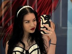 RuzziVibe from LiveJasmin