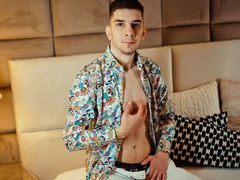 RyanGlider from LiveJasmin