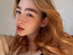 SachaRavizee from LiveJasmin