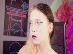 SakuraBliss - blond female webcam at LiveJasmin