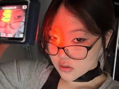 SakuraOasis from LiveJasmin