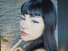 SakuraRapper - female with brown hair webcam at LiveJasmin