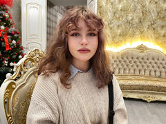 SallyTailors from LiveJasmin