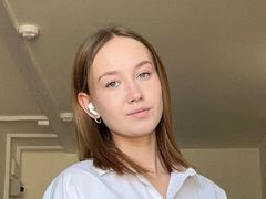 SalomeVonallmen from LiveJasmin
