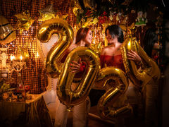 SamantaAndAbby - female with brown hair webcam at LiveJasmin