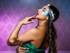 SamanthaDumont - female with brown hair and  big tits webcam at LiveJasmin