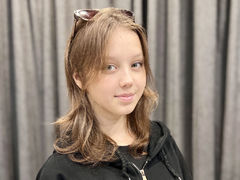 SamanthaMartines - female with brown hair webcam at LiveJasmin