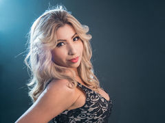 SamanthaaMiller - blond female with  big tits webcam at LiveJasmin
