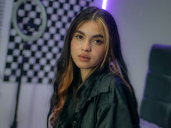 SamiraDubois - female with  small tits webcam at LiveJasmin