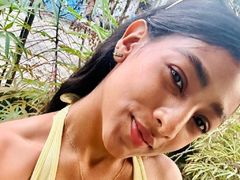 SamySanz - female with black hair webcam at LiveJasmin