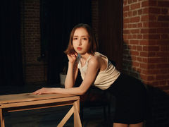 SandraBeatuful - female with red hair and  small tits webcam at LiveJasmin