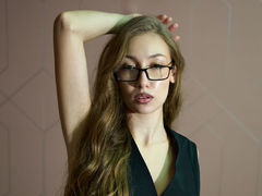 SandyObrian from LiveJasmin