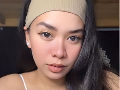 SaphiraRay - female with black hair webcam at LiveJasmin