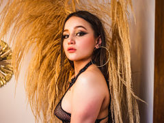 SaraAbella from LiveJasmin