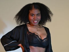 SaraBlackwood - female with black hair and  big tits webcam at LiveJasmin