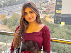 SaraCatherine from LiveJasmin