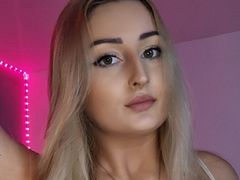 SaraSamson from LiveJasmin