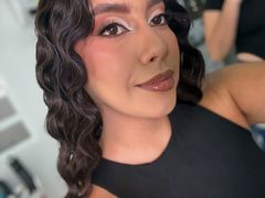 Saracalderon - female with black hair and  big tits webcam at StripChat