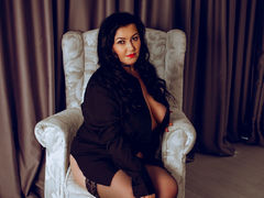SarahCopper - female with black hair and  big tits webcam at LiveJasmin