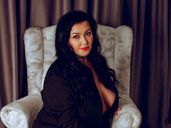 SarahCopper - female with black hair and  big tits webcam at LiveJasmin