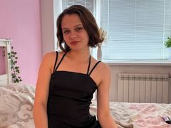 SarahMill from LiveJasmin
