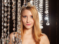 SarahStanley - blond female with  small tits webcam at ImLive