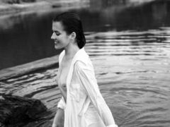 SarahSteele - female with black hair and  small tits webcam at LiveJasmin