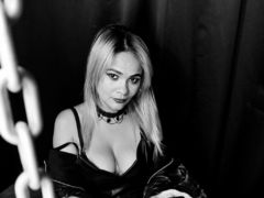 AnnaRoussel - blond female with  big tits webcam at LiveJasmin