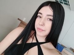 SaraiGrey - female with black hair and  big tits webcam at LiveJasmin