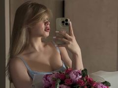 SarraFloli from LiveJasmin